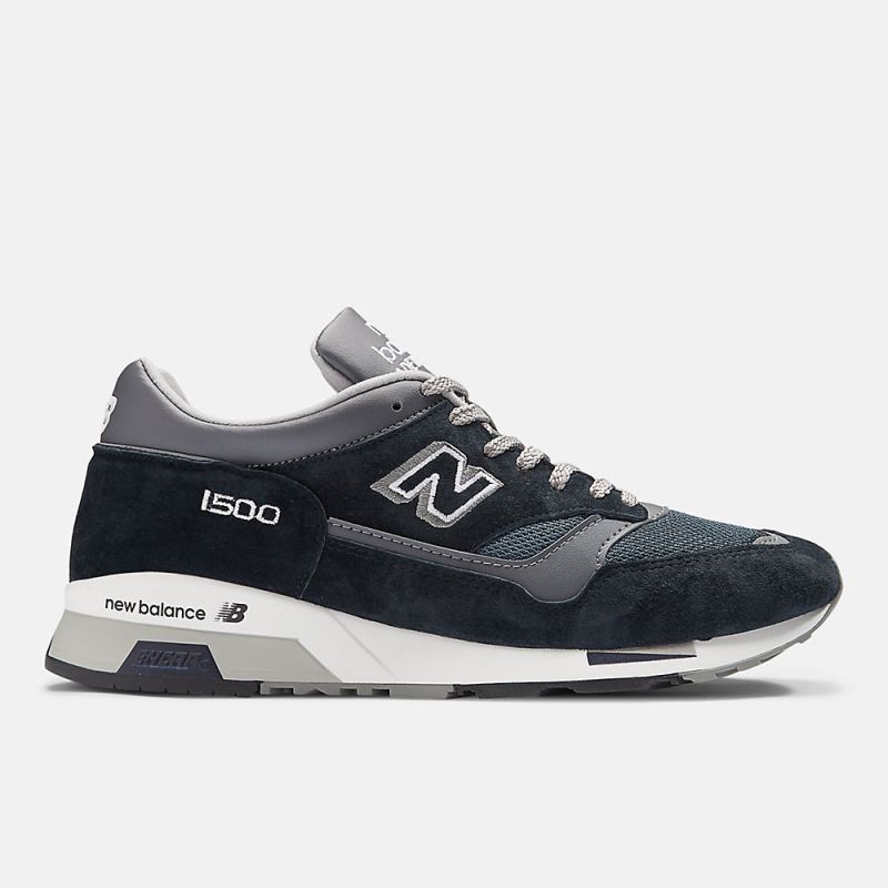 New Balance Men's Made in UK 1500 Shoes Navy with Navy Blazer an