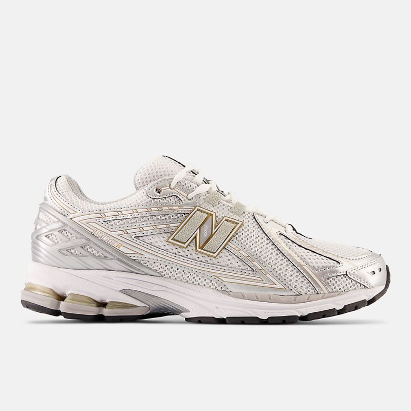 New Balance Women's 1906R Shoes White with Rain Cloud and Silver