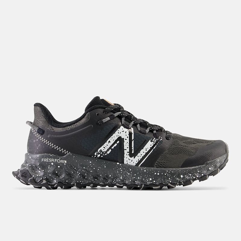 New Balance Women's FRESH FOAM Garoé Shoes Black with Bla