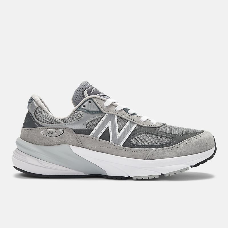 New Balance Women's Made in USA 990v6 Shoes Grey