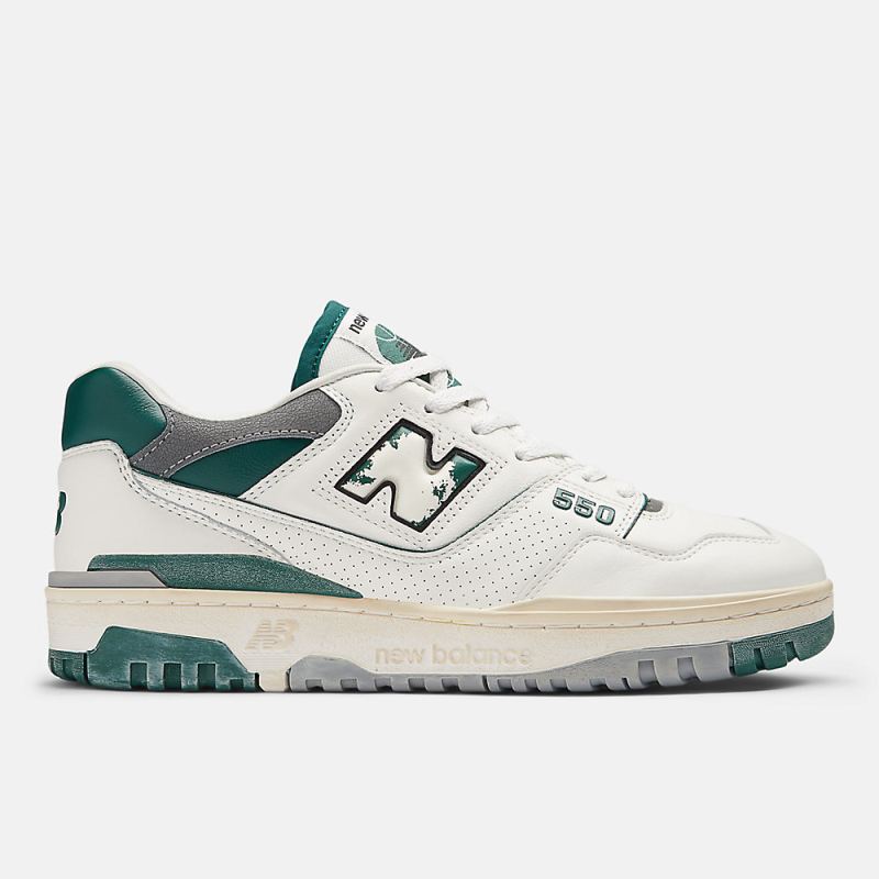 New Balance Women's 550 Shoes Sea Salt with Marsh Green and Shad