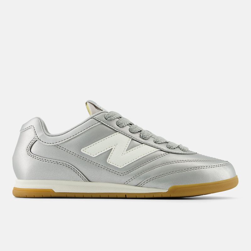 New Balance Women's RC42 Shoes Silver Metalic with Sea Salt