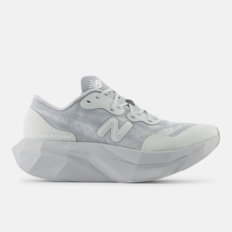 New Balance Women's District Vision x FuelCell SuperComp Elite v